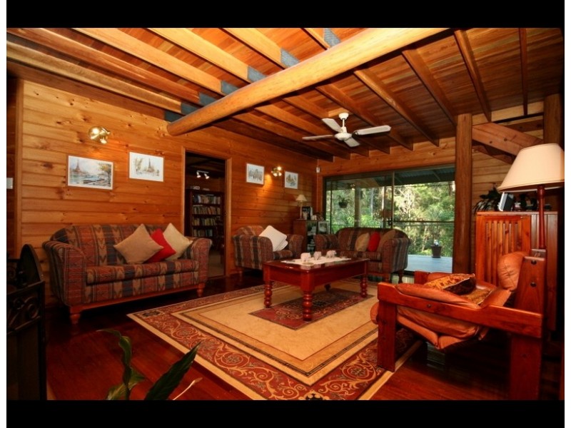 98 Nancol Drive, Tallebudgera Valley QLD 4228