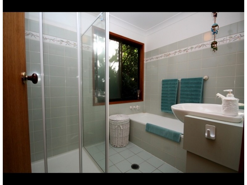98 Nancol Drive, Tallebudgera Valley QLD 4228