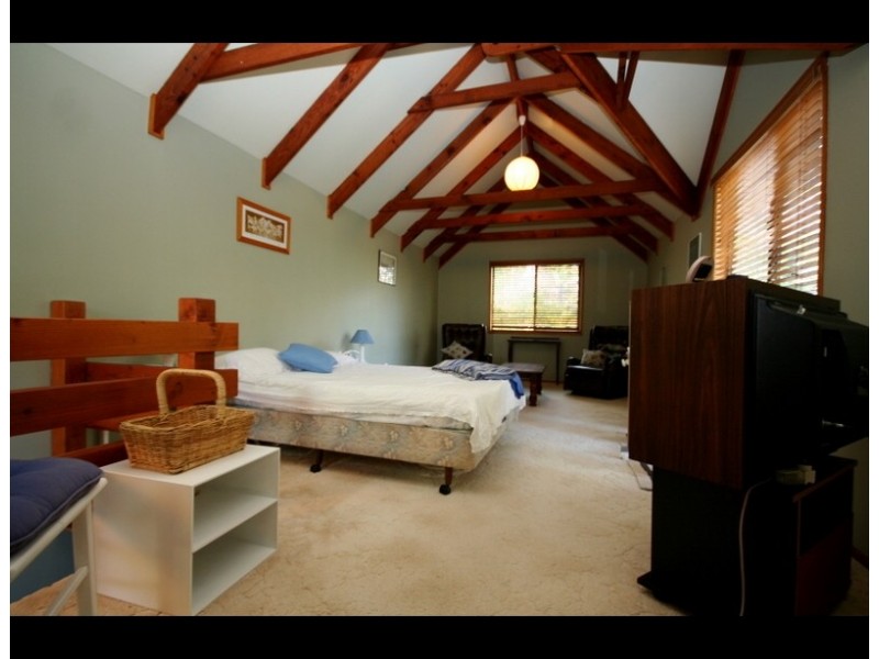 98 Nancol Drive, Tallebudgera Valley QLD 4228