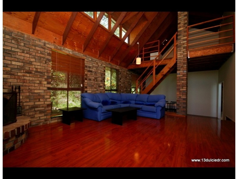 13 Dulcie Dr, Burleigh Heads QLD 4220