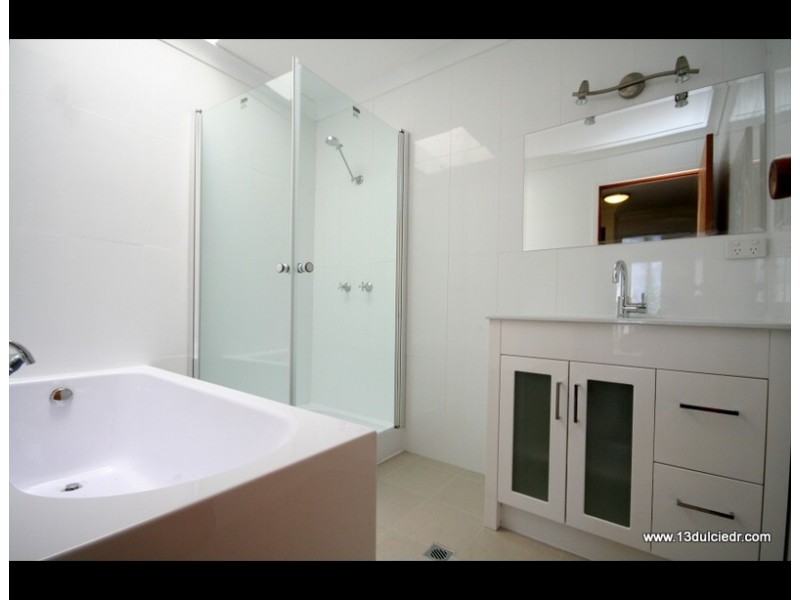 13 Dulcie Dr, Burleigh Heads QLD 4220