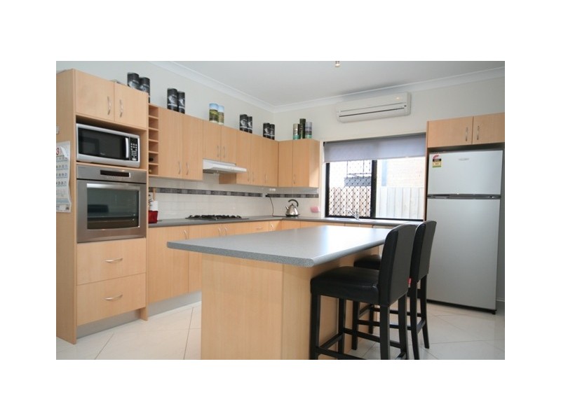 7 Andorra Place, Varsity Lakes QLD 4227