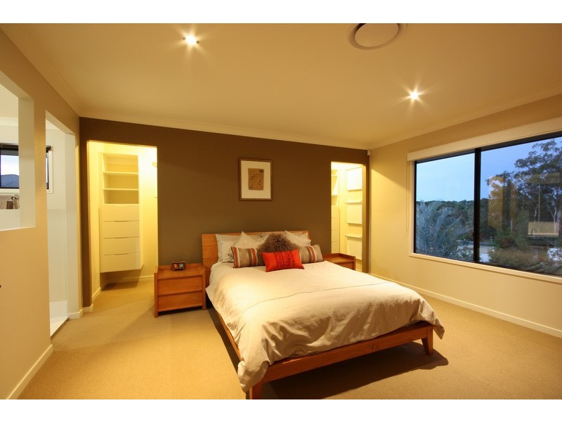 6 Andromeda Pde, Robina QLD 4226