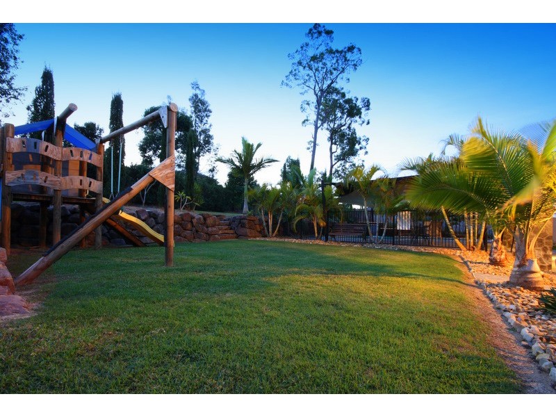 6 Andromeda Pde, Robina QLD 4226