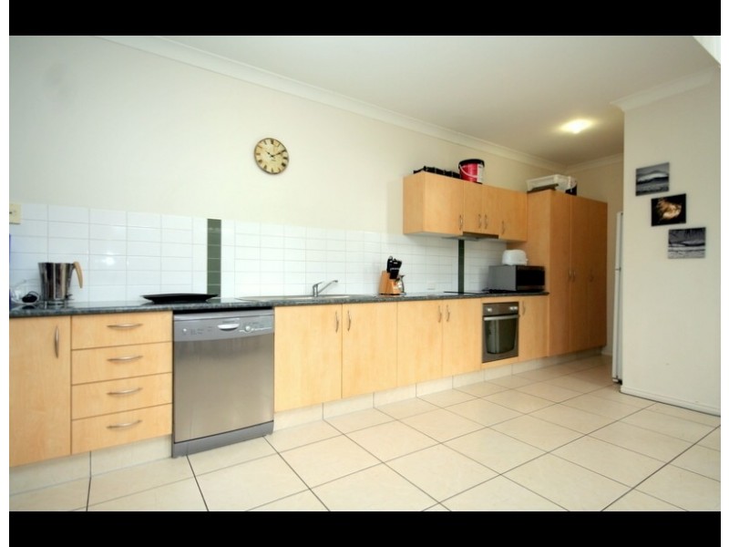 1/49 Albion Avenue, Miami QLD 4220