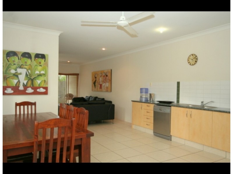 1/49 Albion Avenue, Miami QLD 4220