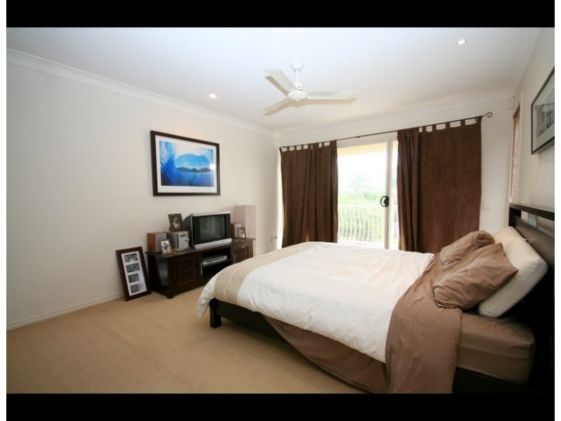 1/49 Albion Avenue, Miami QLD 4220