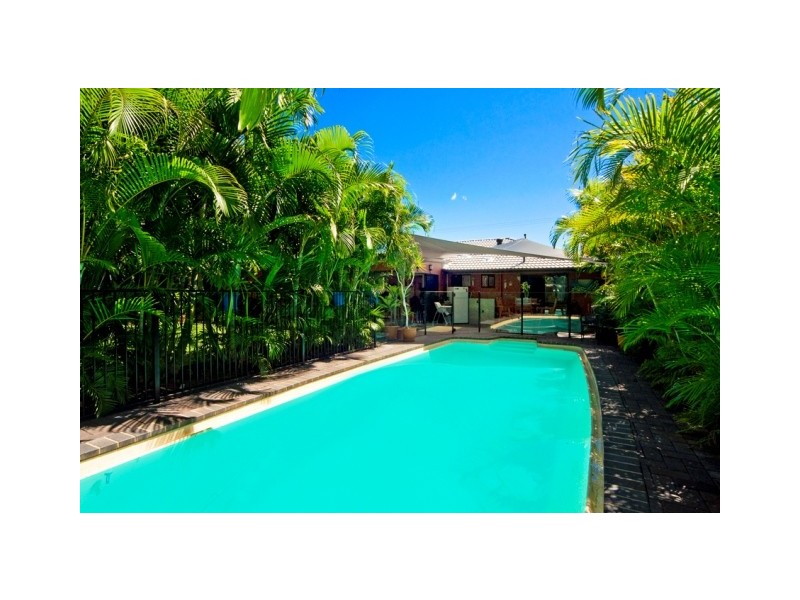 10 Tern Drive, Burleigh Waters QLD 4220