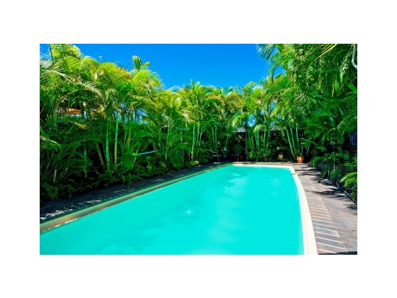 10 Tern Drive, Burleigh Waters QLD 4220