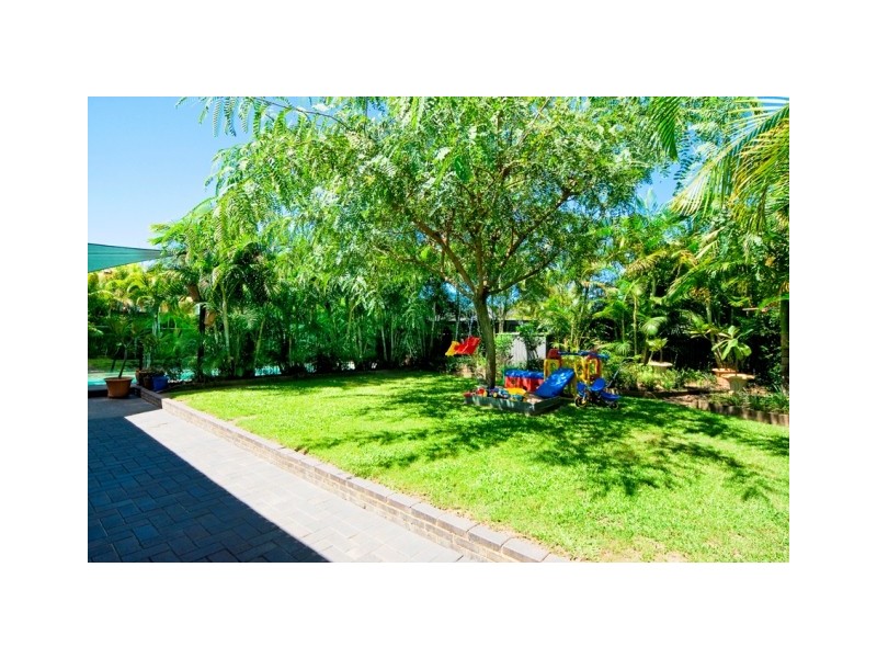 10 Tern Drive, Burleigh Waters QLD 4220