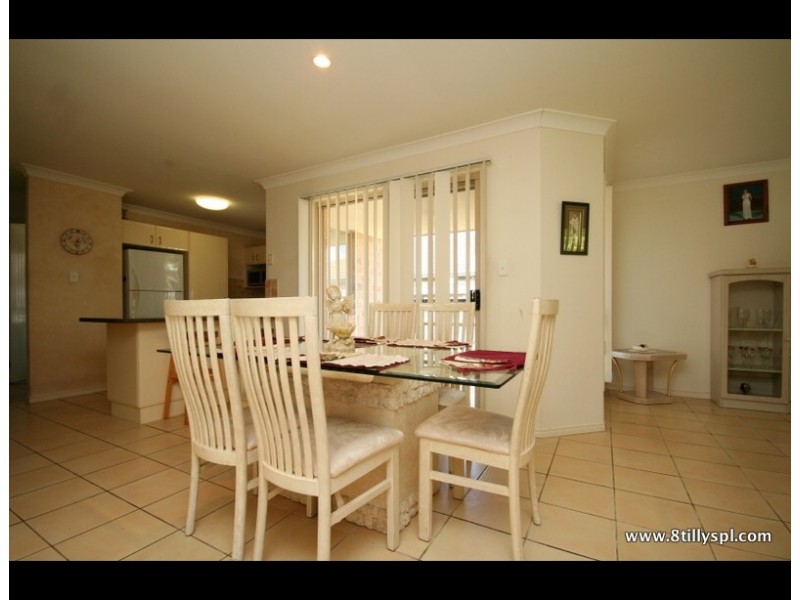 8 Tillys Place, Burleigh Heads QLD 4220