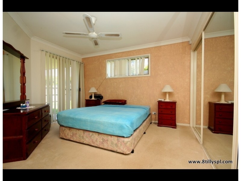 8 Tillys Place, Burleigh Heads QLD 4220