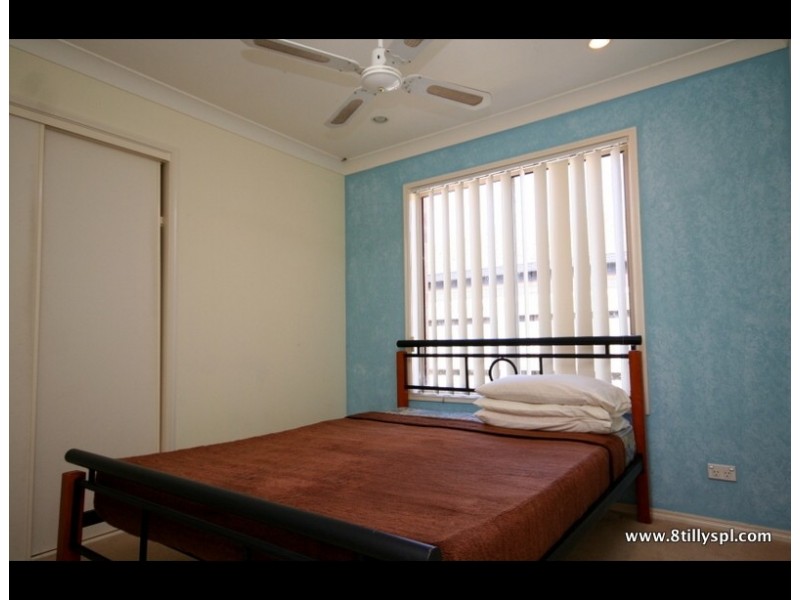 8 Tillys Place, Burleigh Heads QLD 4220