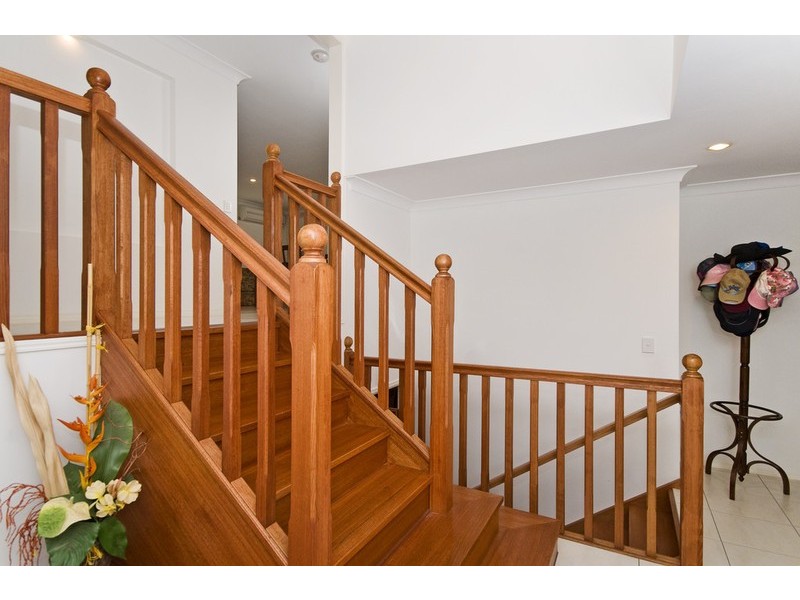 36 Grove Creek Close, Reedy Creek QLD 4227