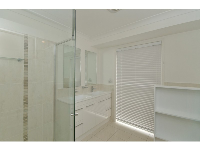 36 Grove Creek Close, Reedy Creek QLD 4227