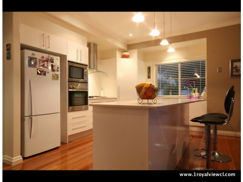 1B Royal View Cl, Burleigh Heads QLD 4220