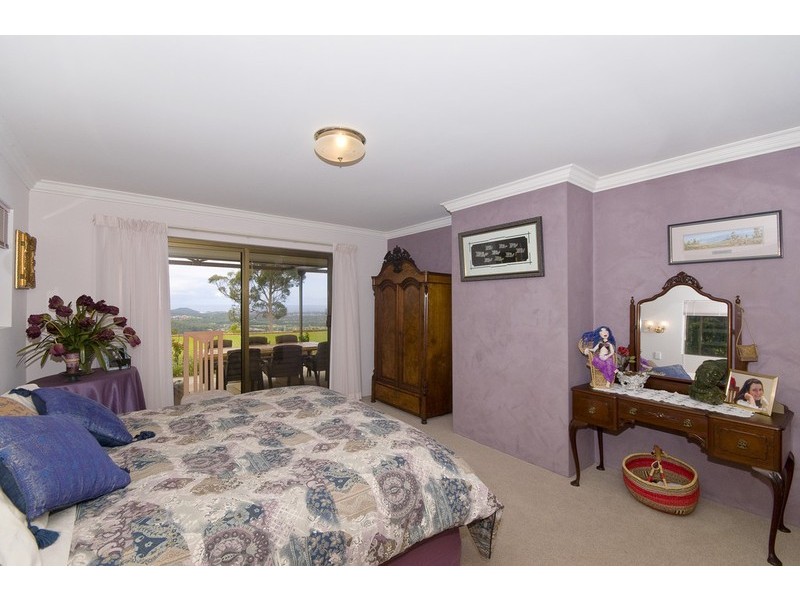 19 Barmark Crt, Tallebudgera Valley QLD 4228