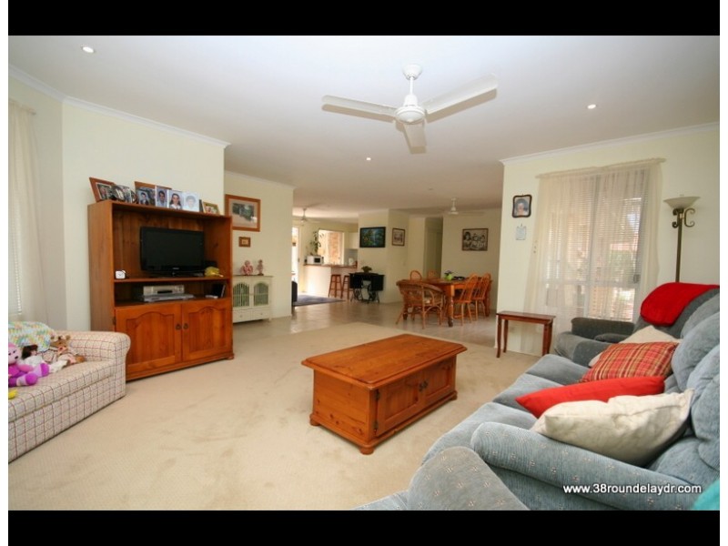 38 Roundelay Drive, Varsity Lakes QLD 4227