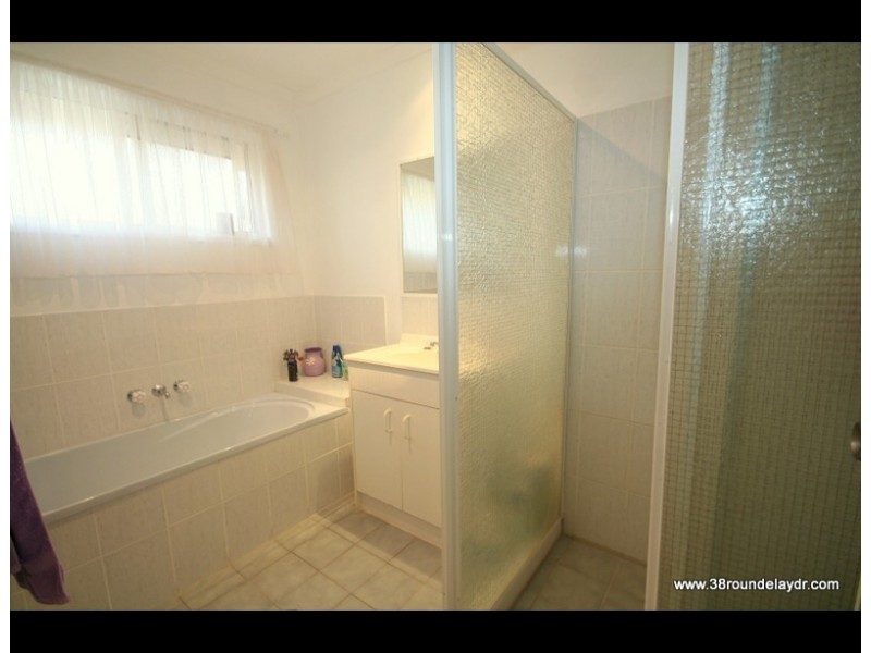 38 Roundelay Drive, Varsity Lakes QLD 4227