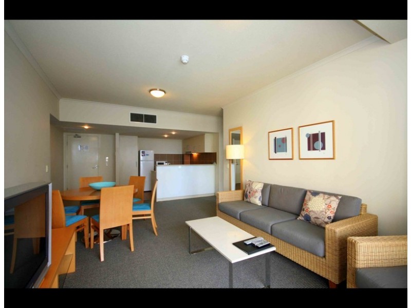 1080/1 Ocean Street, Burleigh Heads QLD 4220