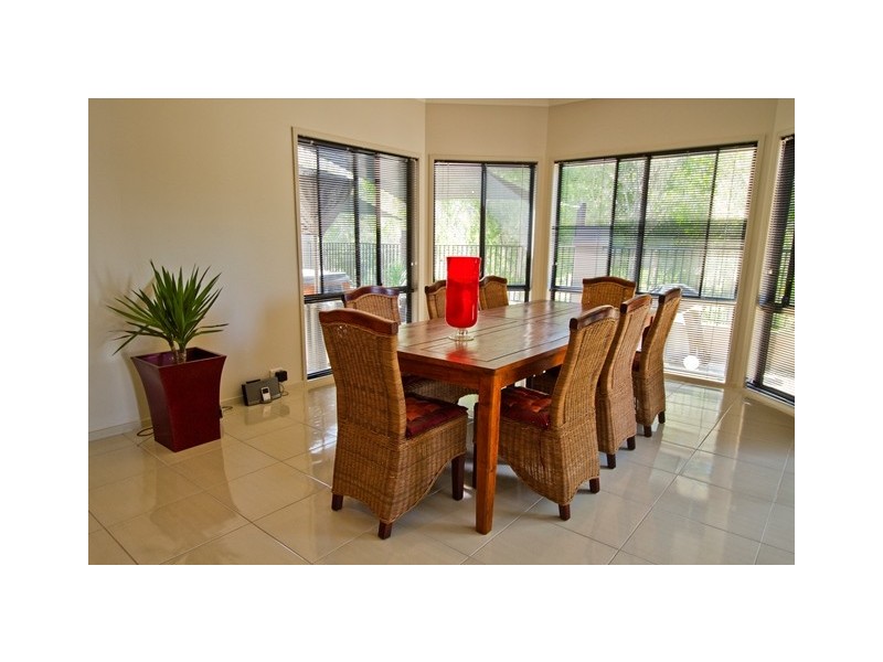 113 Dunlin Drive, Burleigh Waters QLD 4220