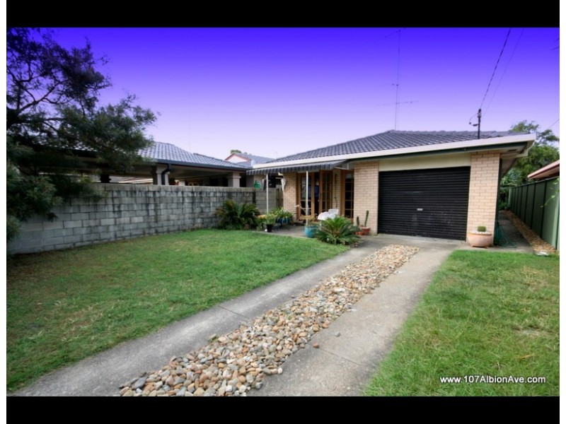 107 Albion Avenue, Miami QLD 4220