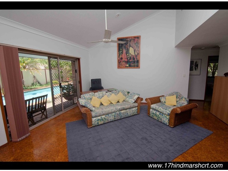 17 Hindmarsh Court, Robina QLD 4226