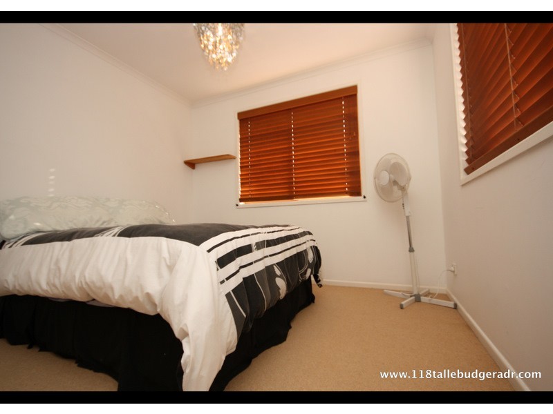 118 Tallebudgera Drive, Palm Beach QLD 4221