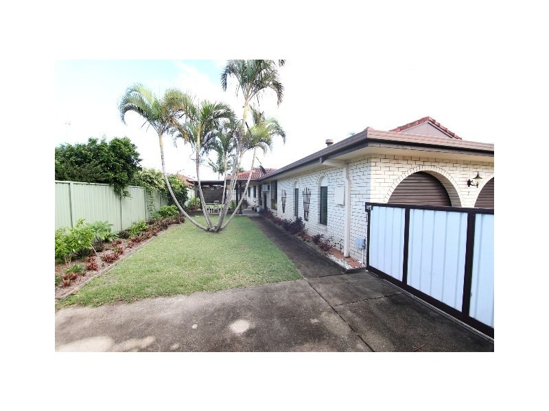 7 Joan Street, Burleigh Waters QLD 4220