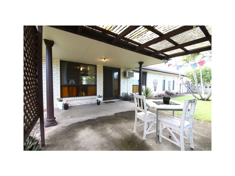 7 Joan Street, Burleigh Waters QLD 4220