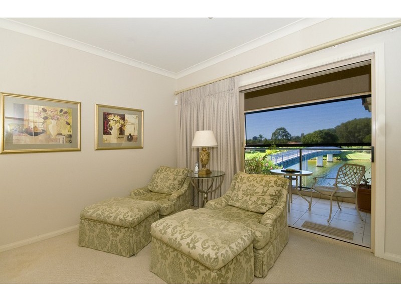 116 Dunlin Drive, Burleigh Waters QLD 4220