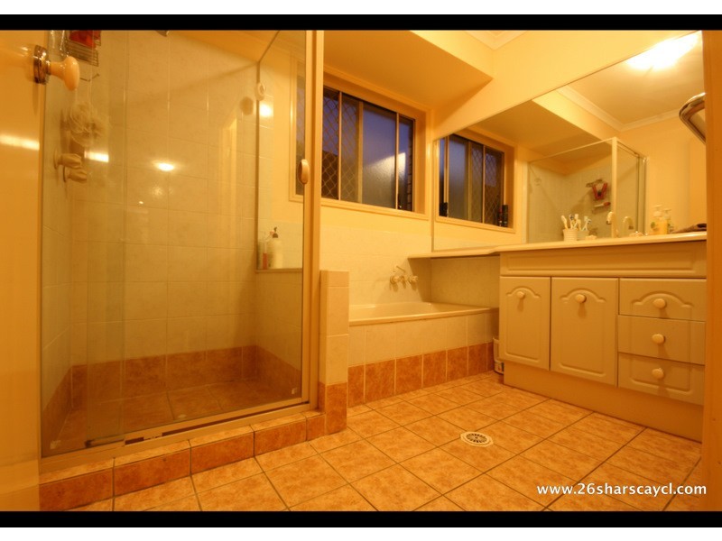 26 Sharscay Close, Burleigh Heads QLD 4220