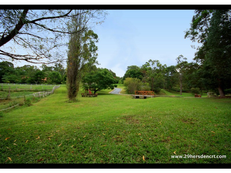29 Hersden Court, Bonogin QLD 4213