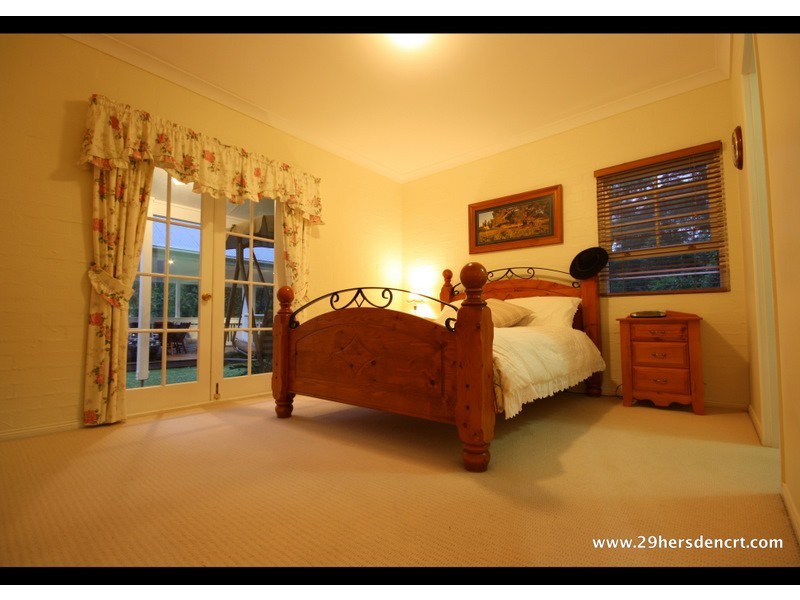 29 Hersden Court, Bonogin QLD 4213