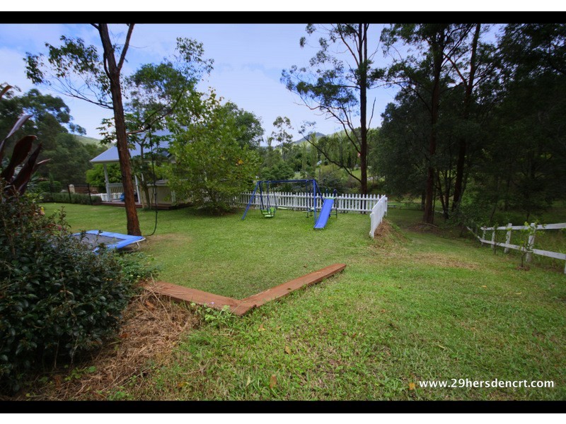 29 Hersden Court, Bonogin QLD 4213