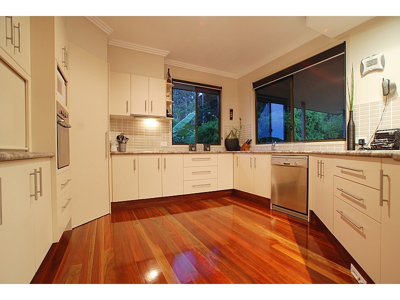 14 Grove Creek Close, Reedy Creek QLD 4227