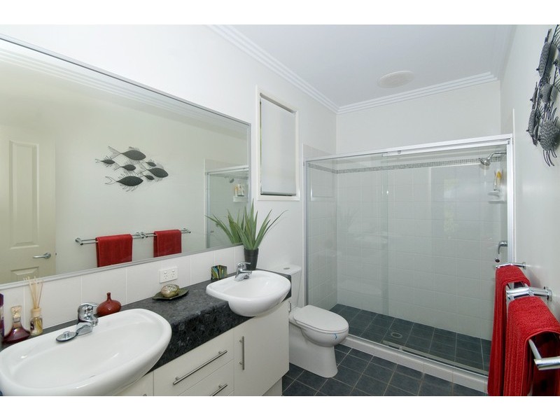 14 Grove Creek Close, Reedy Creek QLD 4227