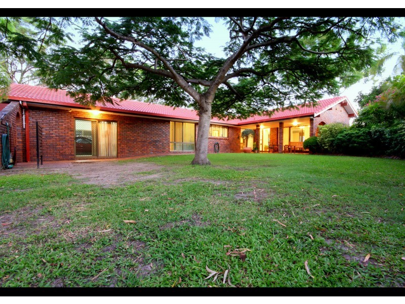 200 Burleigh Street, Burleigh Waters QLD 4220