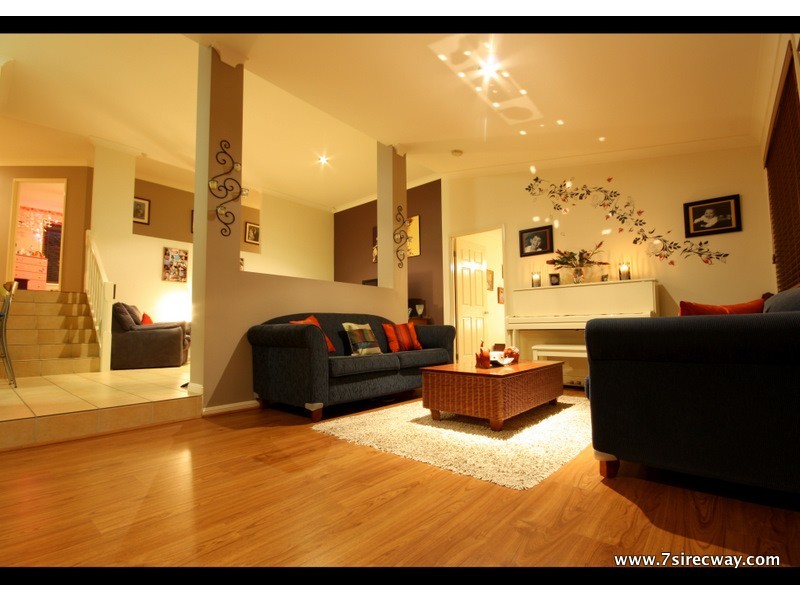 7 Sirec Way, Burleigh Heads QLD 4220