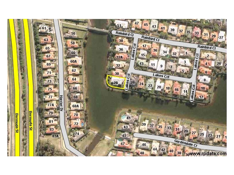 28 Lakes Circuit, Burleigh Waters QLD 4220