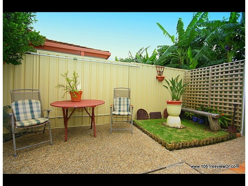 1/105  Treeview Drive, Burleigh Waters QLD 4220