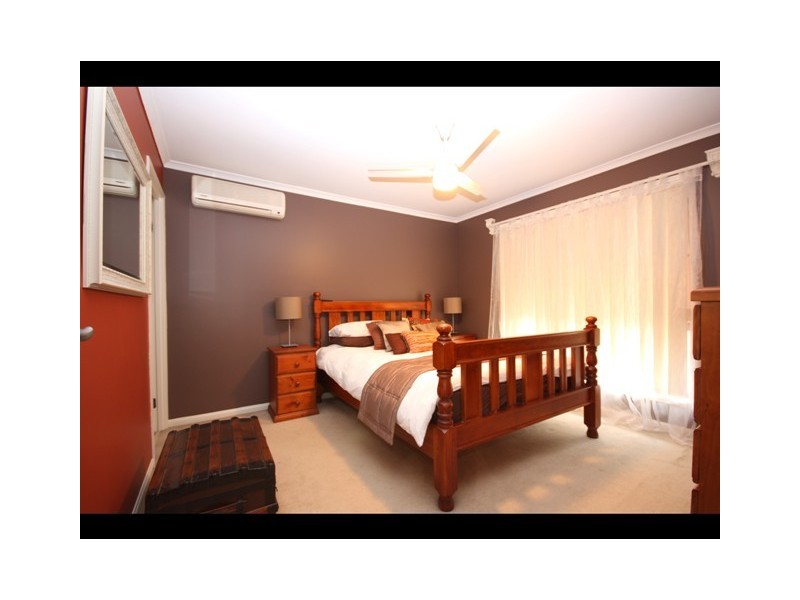 14 Sea Eagle Drive, Burleigh Waters QLD 4220