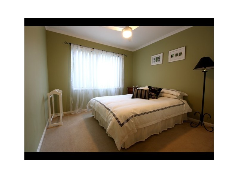 14 Sea Eagle Drive, Burleigh Waters QLD 4220