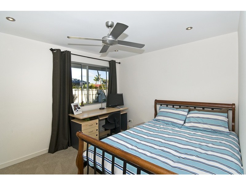 13 Grebe Place, Burleigh Waters QLD 4220