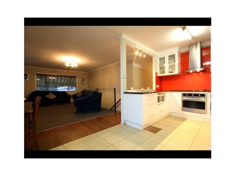 7 Clinton Avenue, Burleigh Waters QLD 4220