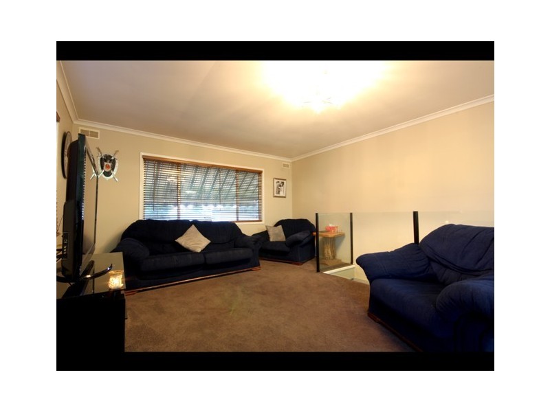 7 Clinton Avenue, Burleigh Waters QLD 4220