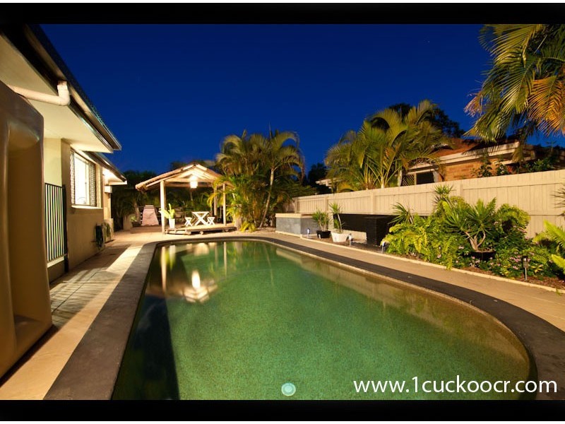 1 Cuckoo Crescent, Burleigh Waters QLD 4220