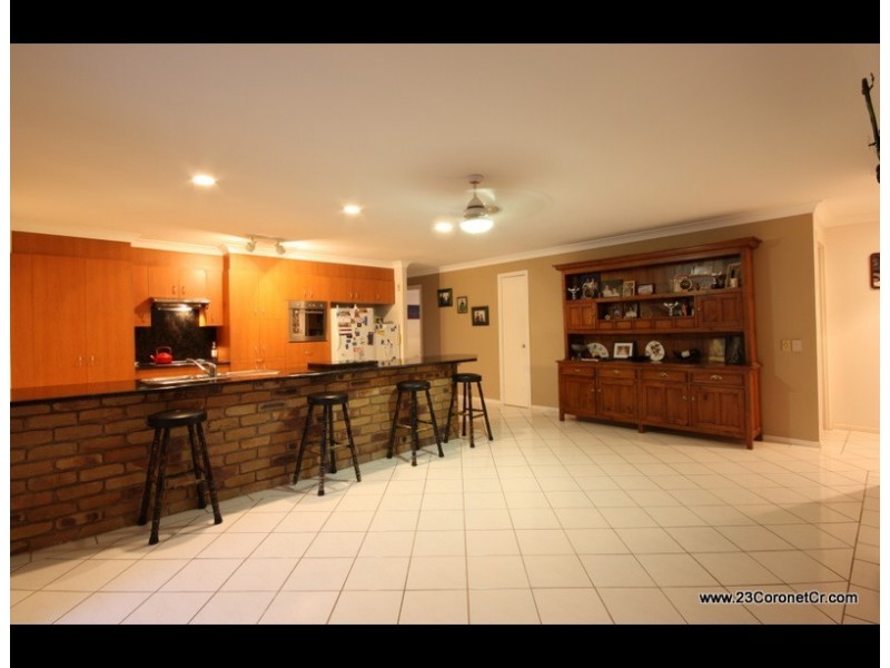 23 Coronet Crescent, Burleigh Waters QLD 4220