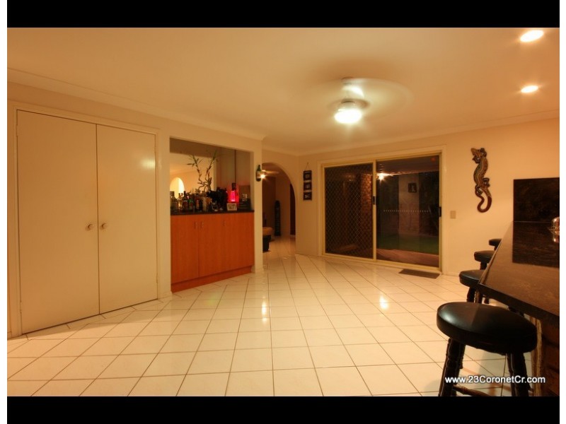 23 Coronet Crescent, Burleigh Waters QLD 4220