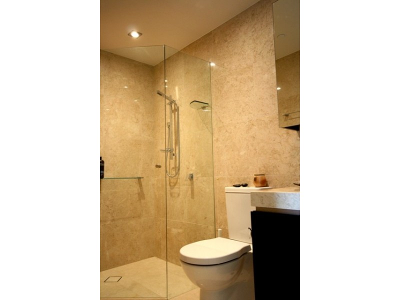 16/106 The Esplanade, Burleigh Heads QLD 4220